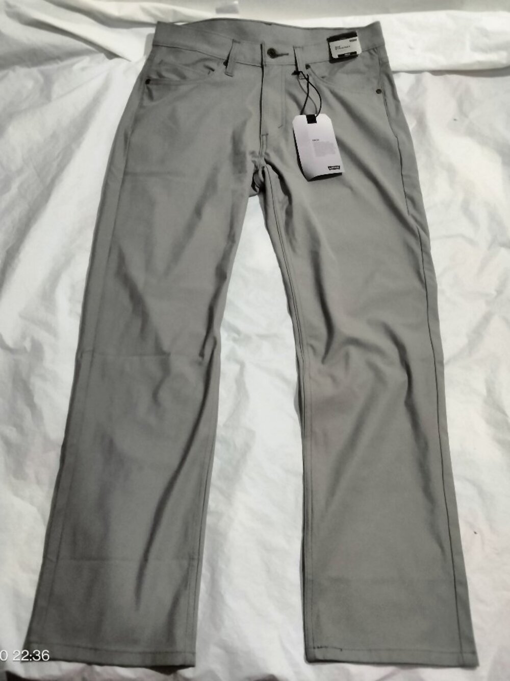 NWT Levis 514 Straight Fit Tech Pants Mens 31x30 Gray Stretch Chino Performance
